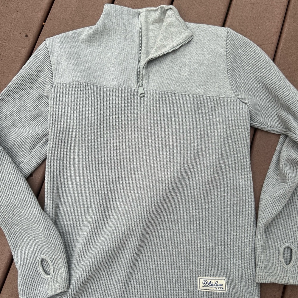 Men's Gray Zip-Up Sweater